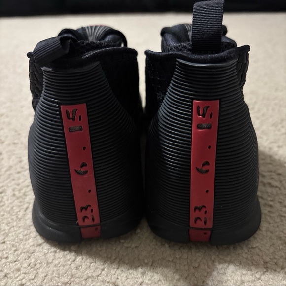 Nike Air Jordan Men’s Size 8 Retro 15 Stealth Black Sneakers Shoes 881429-001 - Picture 8 of 12